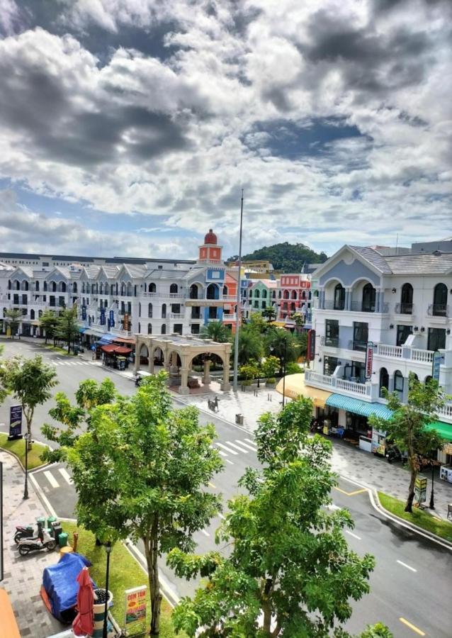 Bistro Hotel Grand World 富国 外观 照片